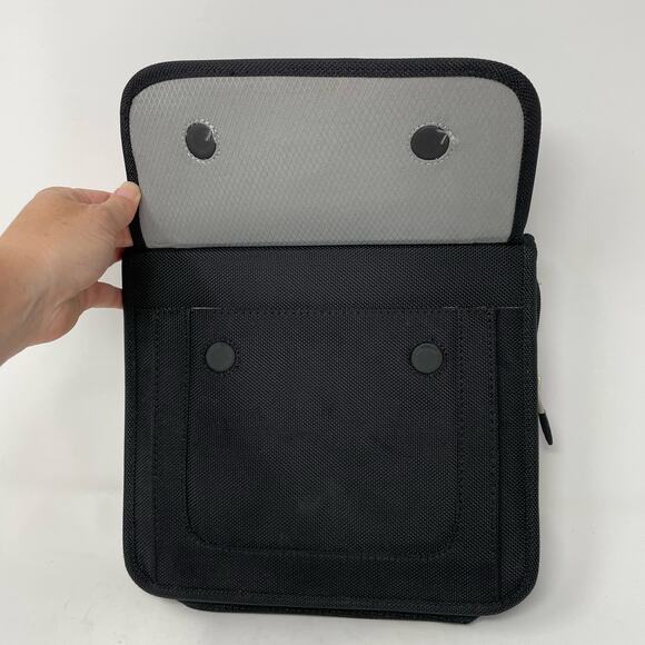 Samsonite Portable In-Car DVD Player Mounting Case - Picture 2 of 6